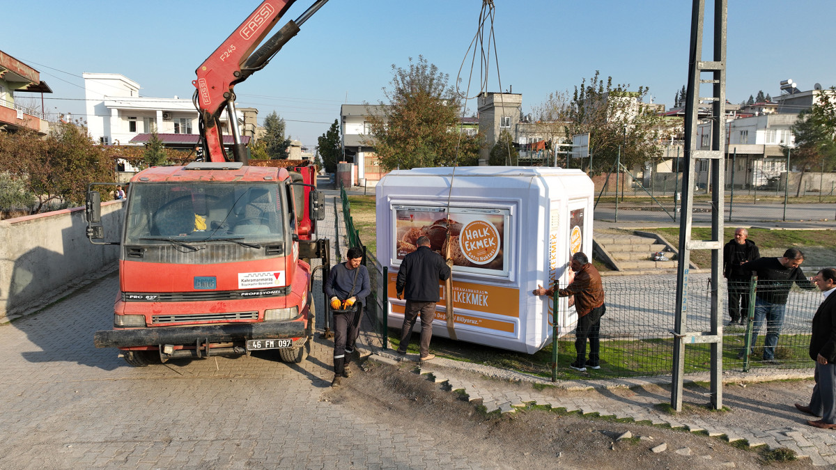 Büyükşehir Halk Ekmek Satış Noktalarını Artırıyor