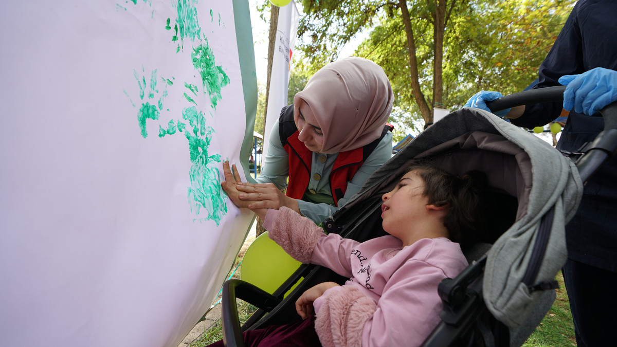 Büyükşehir’in Farkındalık Etkinliği Özel Çocukların Yüzünü Güldürdü