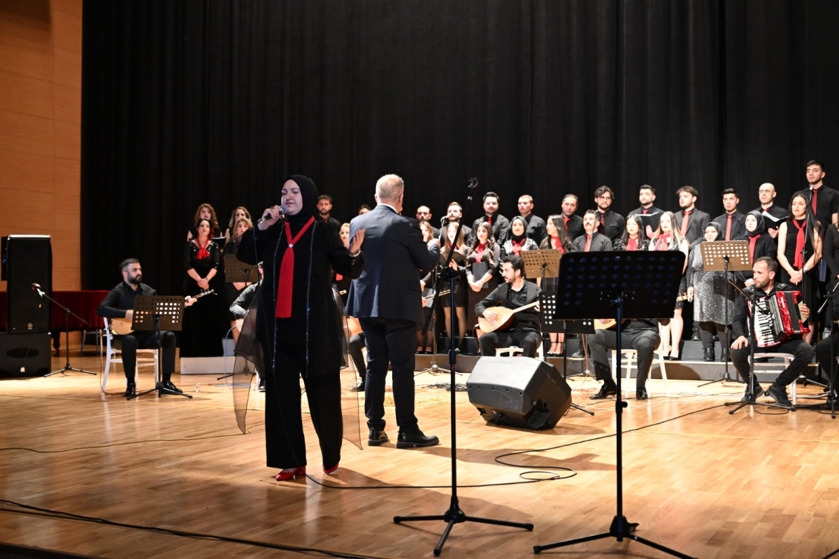 KSÜ’de 5. Geleneksel Türk Halk Müziği Konseri Düzenlendi